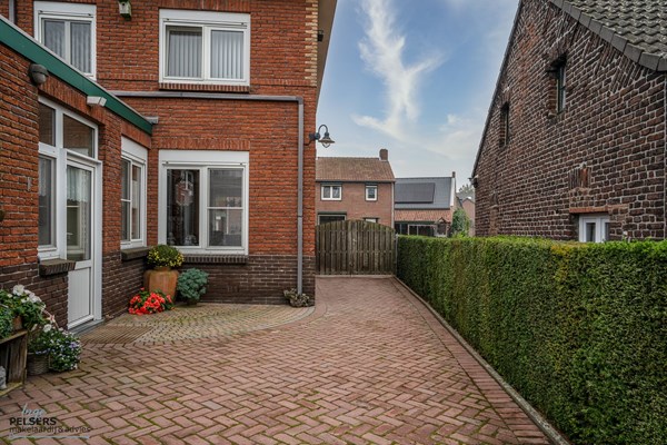 Medium property photo - Wilhelminalaan 19, 5953 HA Reuver